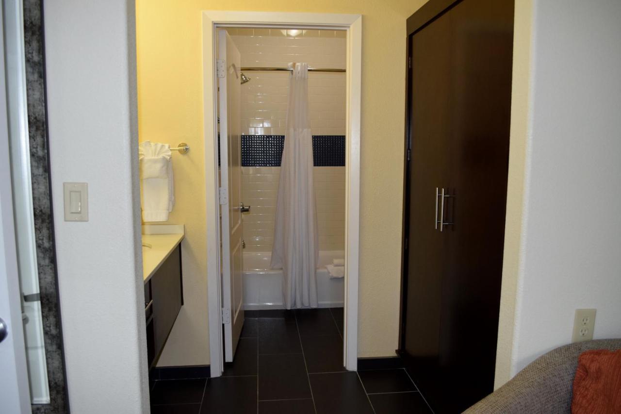 Staybridge Suites Houston Stafford - Sugar Land By Ihg Номер фото